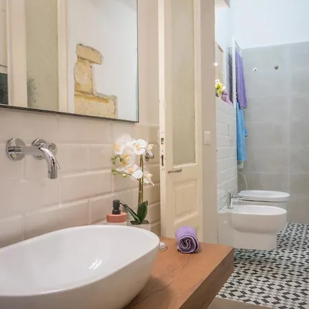 Apartment Bijou . Center Via Manno . Ac - Wifi *